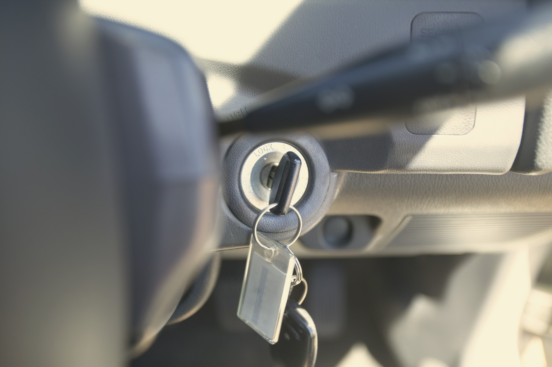 A teering wheel and key | Image for the Automotive Locksmith Gold Coast page.